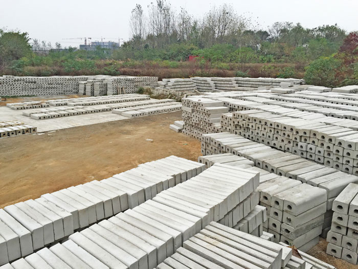 路沿石廠區(qū)一角