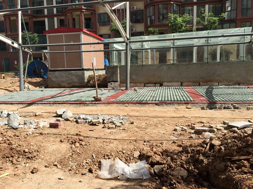 停車區(qū)鋪設(shè)圖